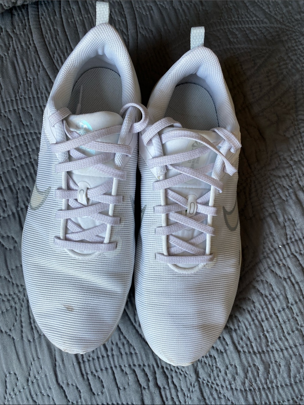 Nike Women's White and Pale Gray Athletic Sneakers